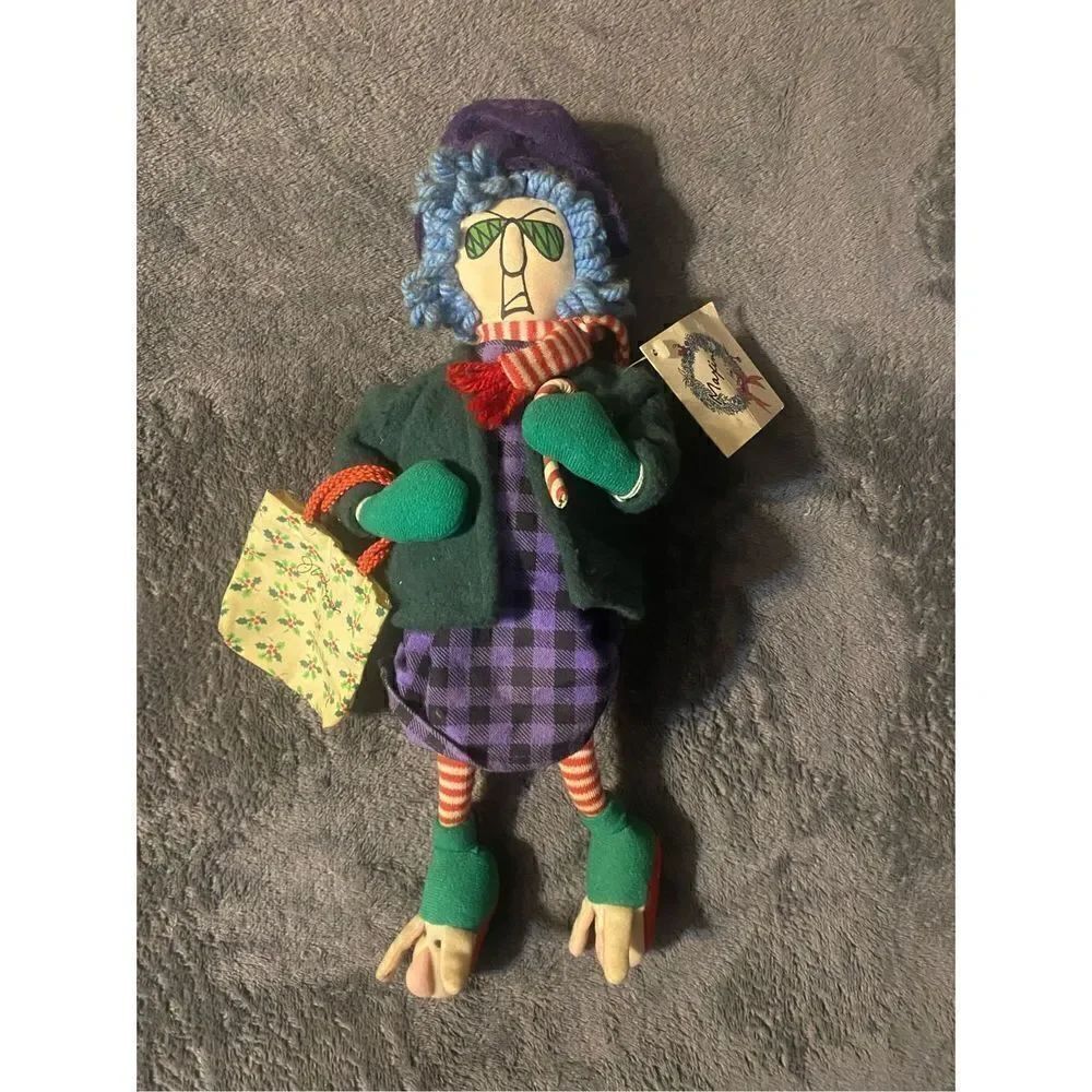 NWT Vintage maxine shoebox Christmas doll
